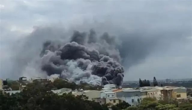 12.19火災事故通報：9死8傷！初步研判系電焊火星引燃油漆混合物導致！當地已勒令停工！